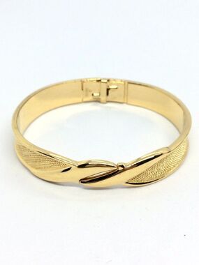 VINTAGE MONET BRACELET Gold Tone Hinged Clamper Textured Twist Design Bangle